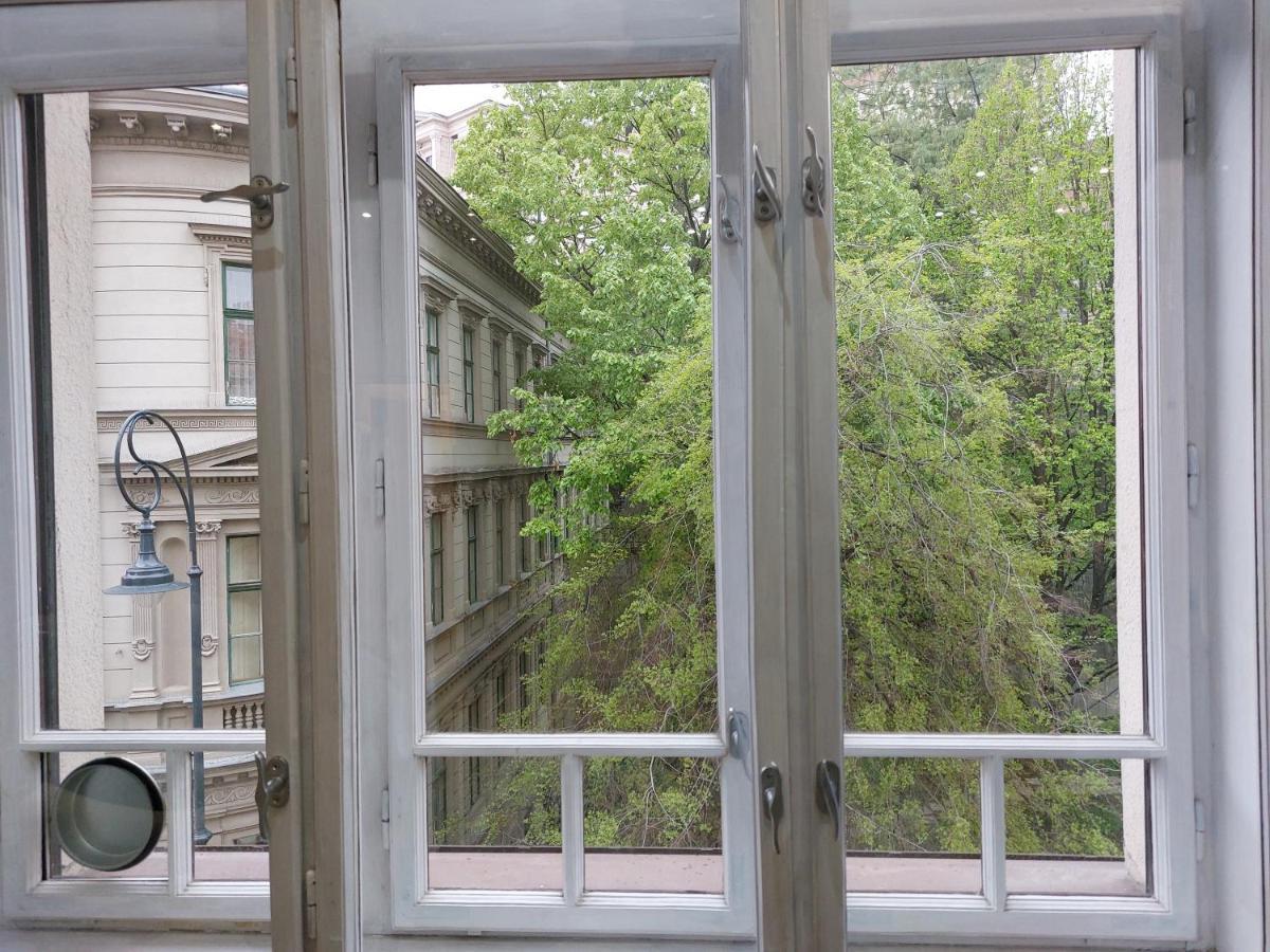 Sunny Studio At The Castle Budapest Bagian luar foto